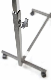 Verstelbare bedtafel op wielen